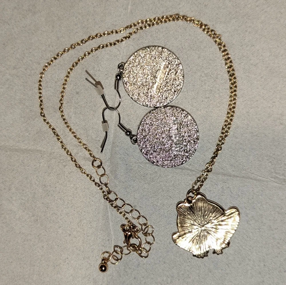 Happy Frogs Jewelry Bundle - Picture 2 of 2